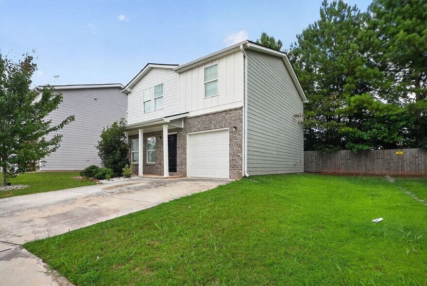 Building Photo - 11986 Quail Dr