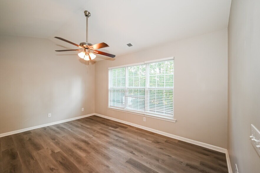 Building Photo - 1322 Rumstone Ln