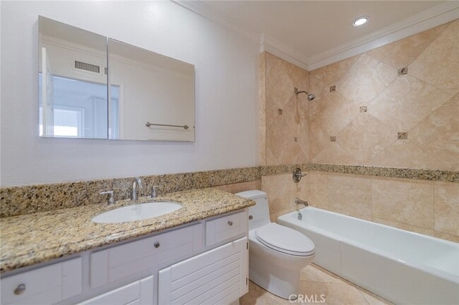 Building Photo - 23 Cormorant Cir