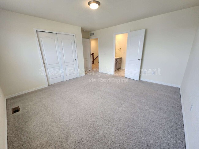 Building Photo - 808 Byrd Dr