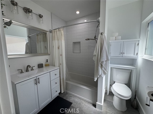 Building Photo - 68695 F St