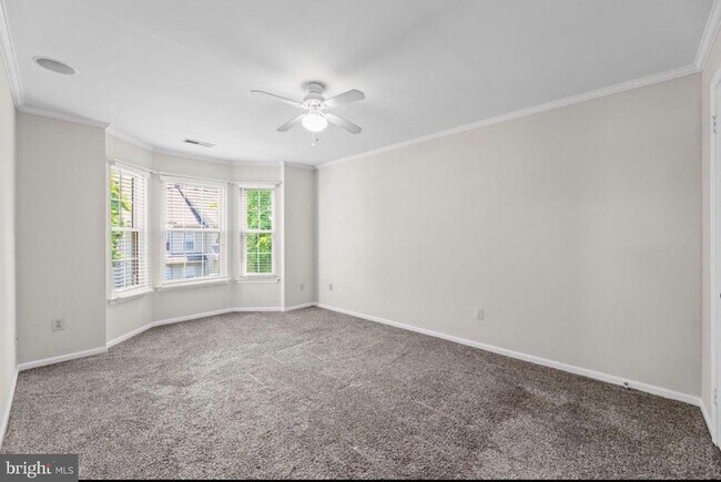Building Photo - 3204 Danbury Ct