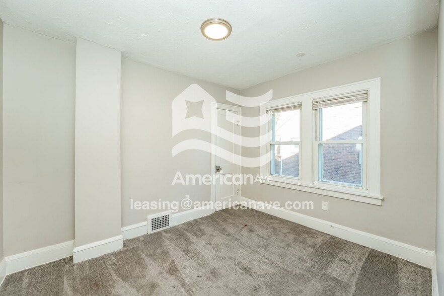 Building Photo - 17000 Melgrave Ave