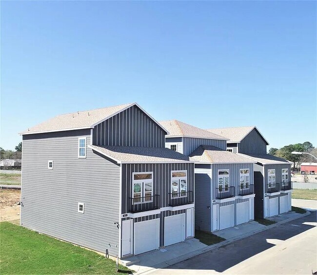 Building Photo - 4906 Paradigm Ln