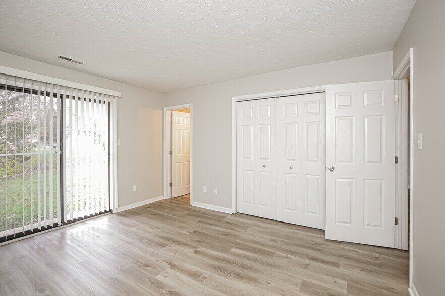 Building Photo - 5040 Harpers Ln