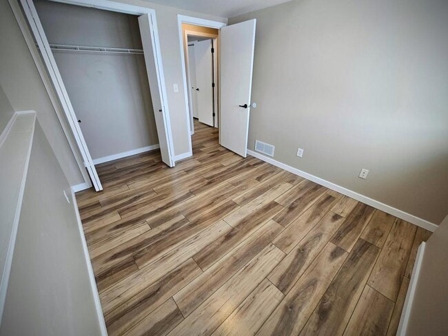 Building Photo - 5364 56th Ave NW