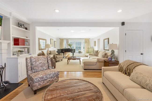 Building Photo - 435 Luptons Point Rd