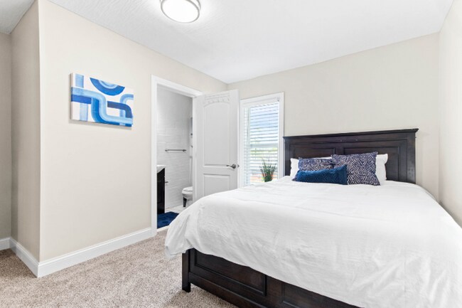Building Photo - Modern Townhome in the Heart of Franklinton