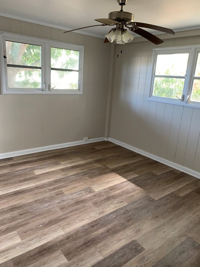 Building Photo - Kailua- Updated 3 bedroom 2 bath beautiful...