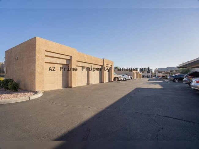 Building Photo - 16013 S Desert Foothills Pkwy