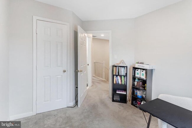 Building Photo - 14118 Carmody Pl