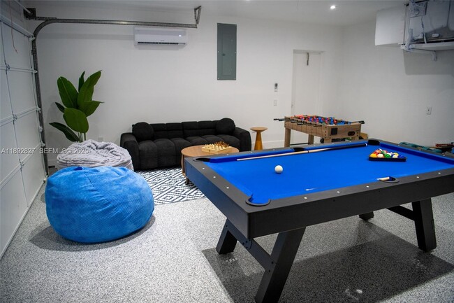 Building Photo - 1010 Joyce Ct