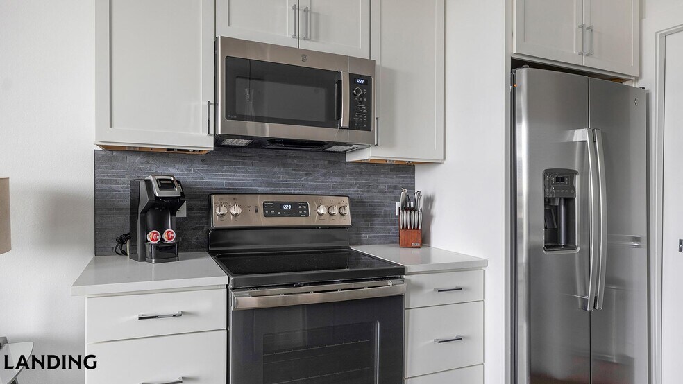 Building Photo - 5511 Caprock Smt Dr