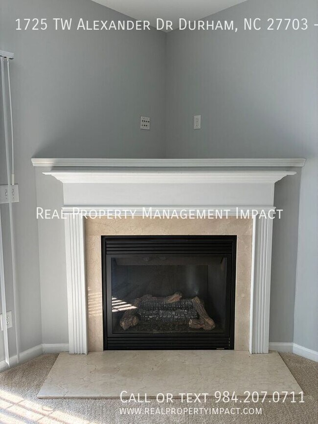 Building Photo - 1725 TW Alexander Dr