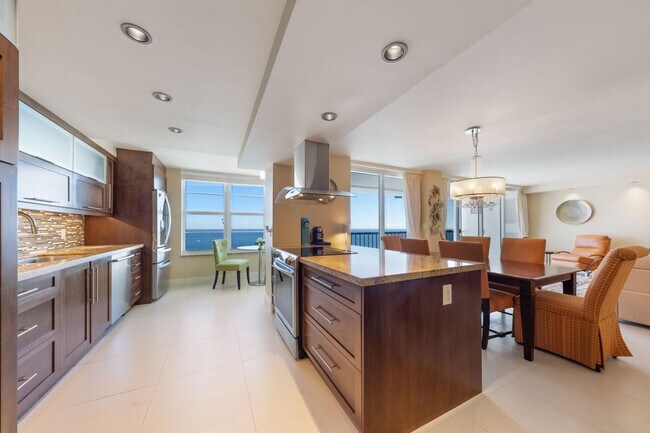 Building Photo - 4280 Galt Ocean Dr