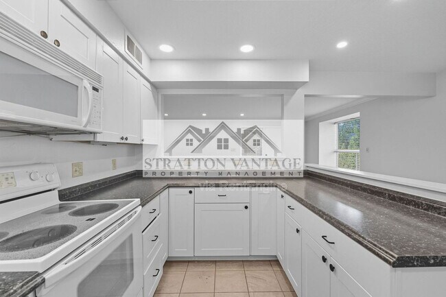 Building Photo - 4114 E Calle Redonda