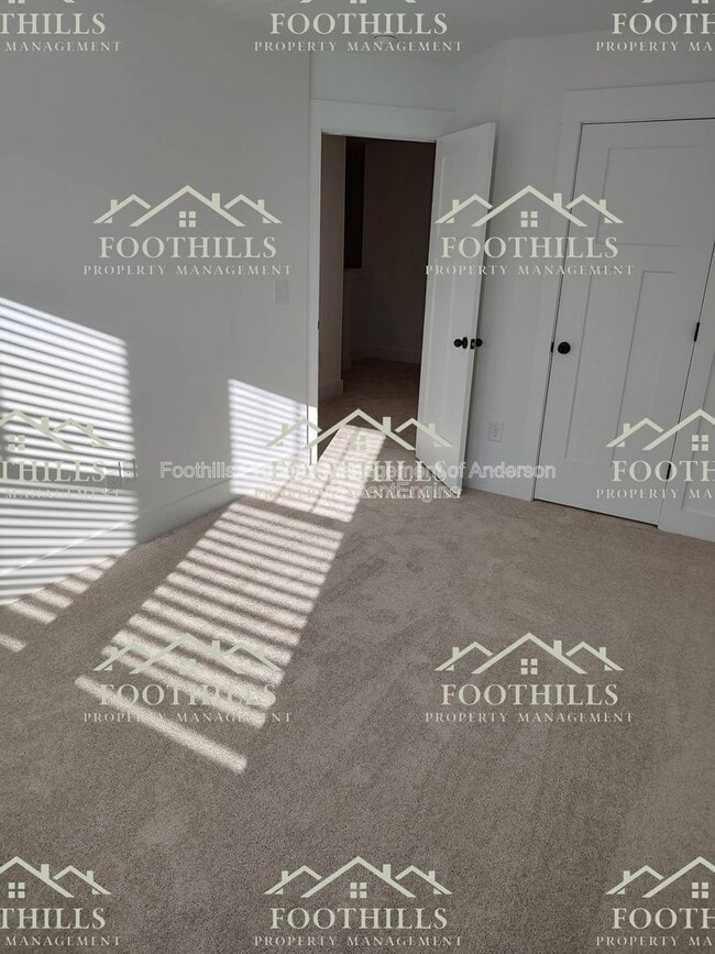 Building Photo - 267 Silo Rdg Dr