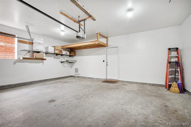 Building Photo - 11207 Osage Cir