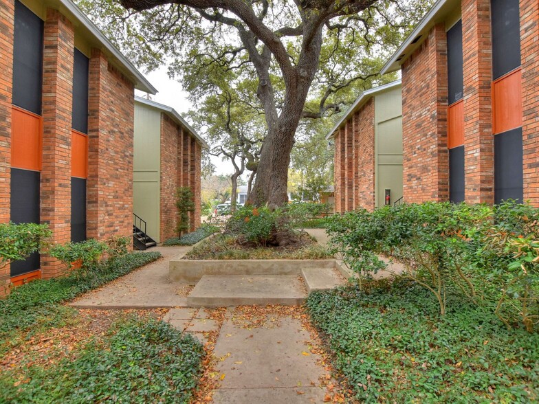 Interior Photo - St. Edwards Place Apartments