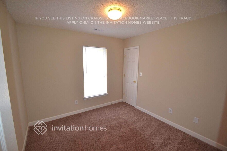 Building Photo - 847 Anchor Way NE