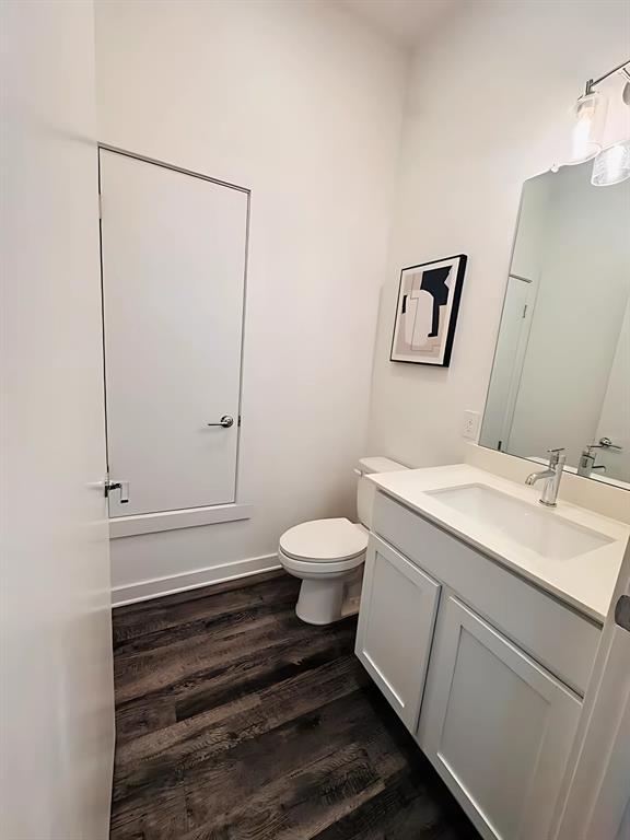 Building Photo - 680 Naumann Dr