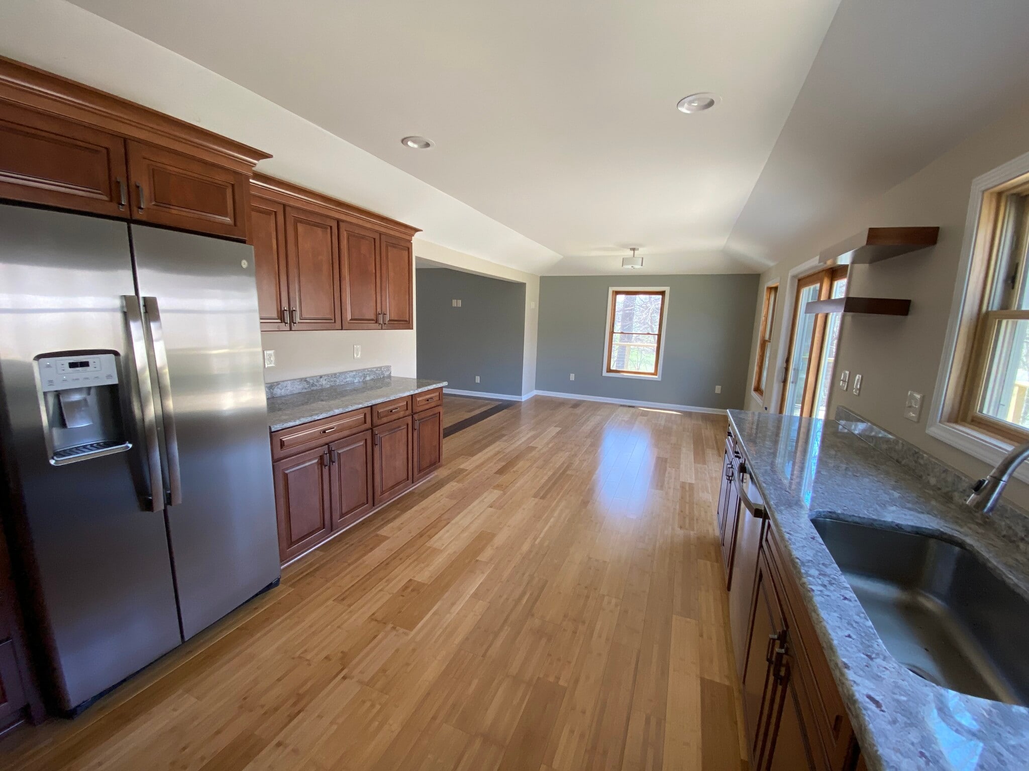 Upper level - 1301 Jones Dr