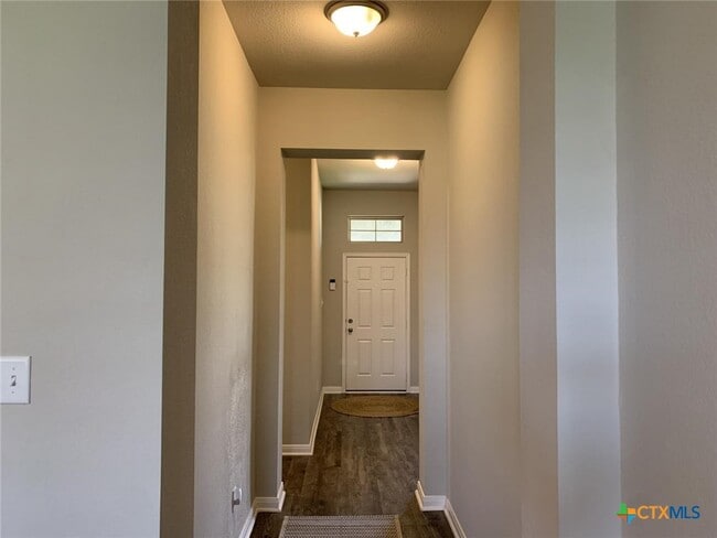 Building Photo - 1311 Kiskadee Branch Dr