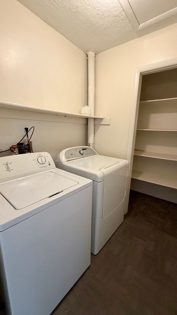 Building Photo - Updated 2 Bed / 1 Bath Home Near Ogden Canyon + $600 Move-In Credit