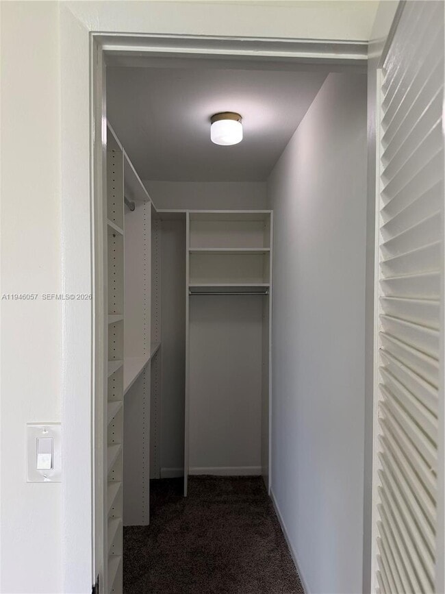 Building Photo - 9920 NW 68th Pl