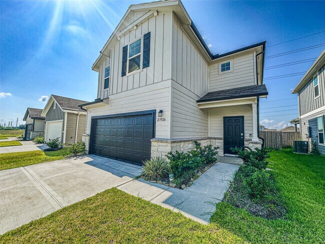 Building Photo - 23926 Escardilla Dr