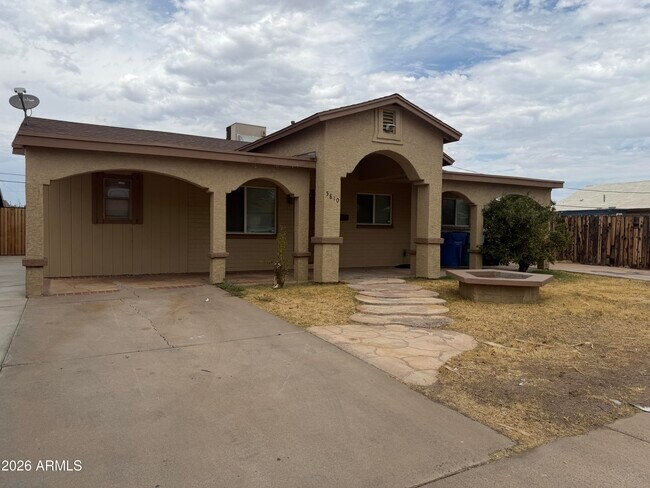 Building Photo - 5810 W Earll Dr