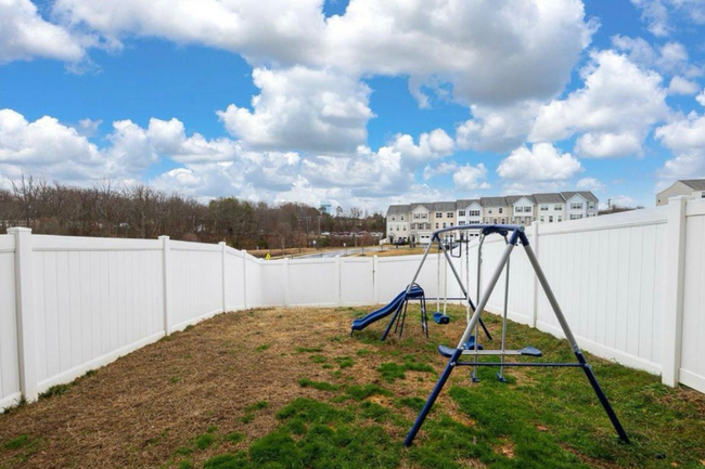 Building Photo - 1424 Hudgins Farm Cir