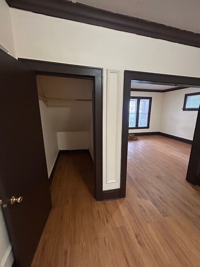 Building Photo - 1530N29thJ