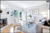 Building Photo - FABULOUS 2 Bed/2 Bath Condo in Sunny Hills...
