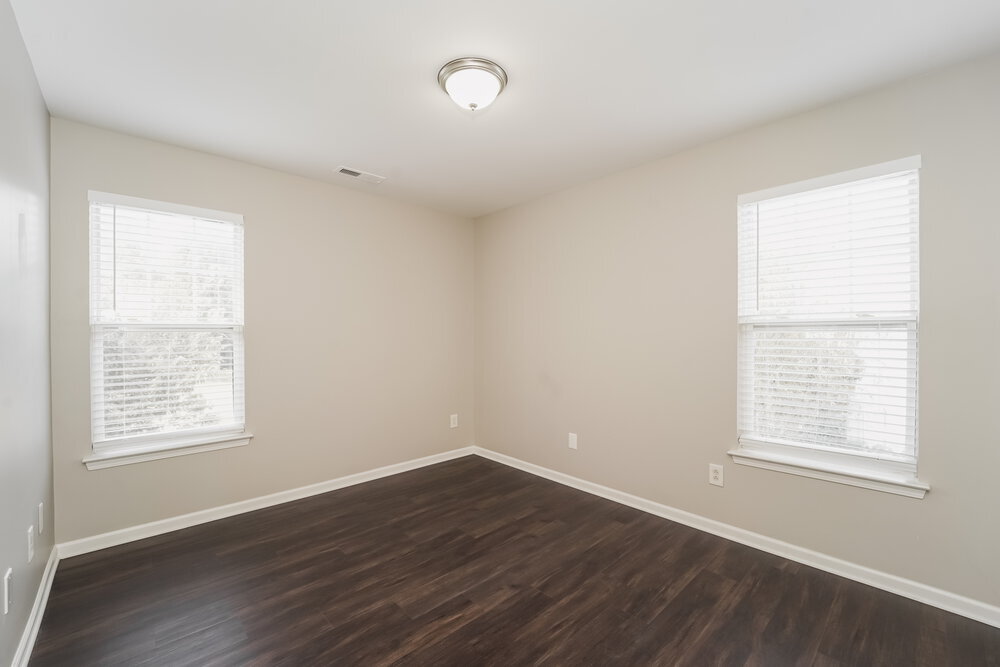 Building Photo - 734 Ablow Dr