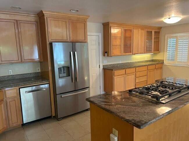 Building Photo - Beautiful Home with multiple upgrades!