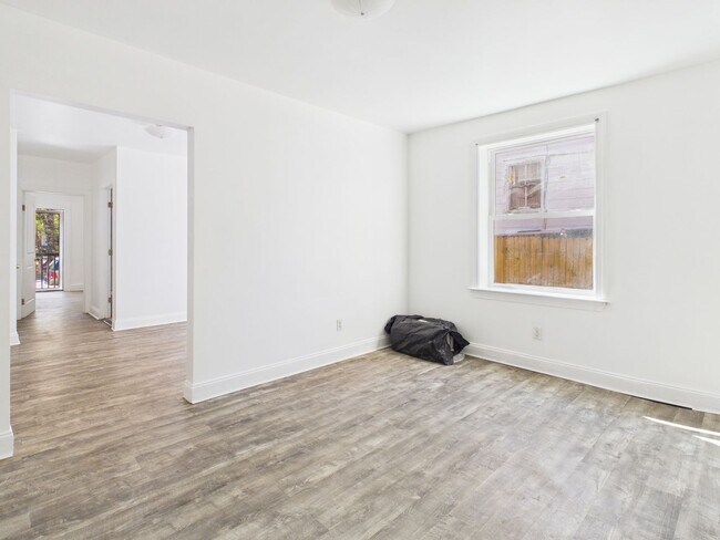 Building Photo - 2508 North Ave