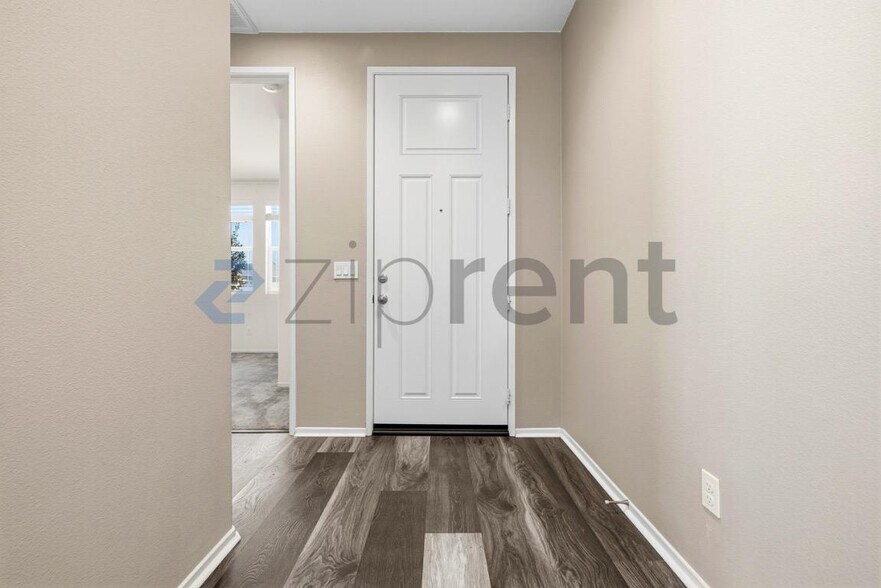 Building Photo - 30522 Rodriquez Lp