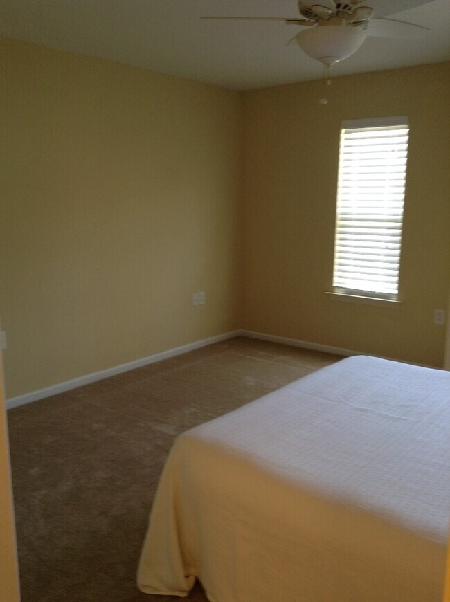 Building Photo - The Villas at Bellamy