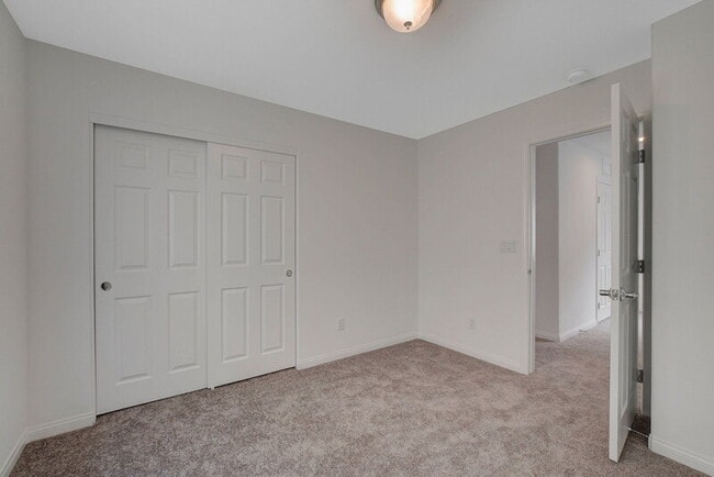 Building Photo - 7027 Jasper Hill Way
