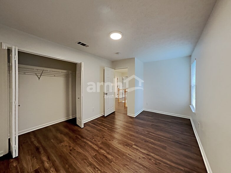 Building Photo - 175 Little Turtle Way