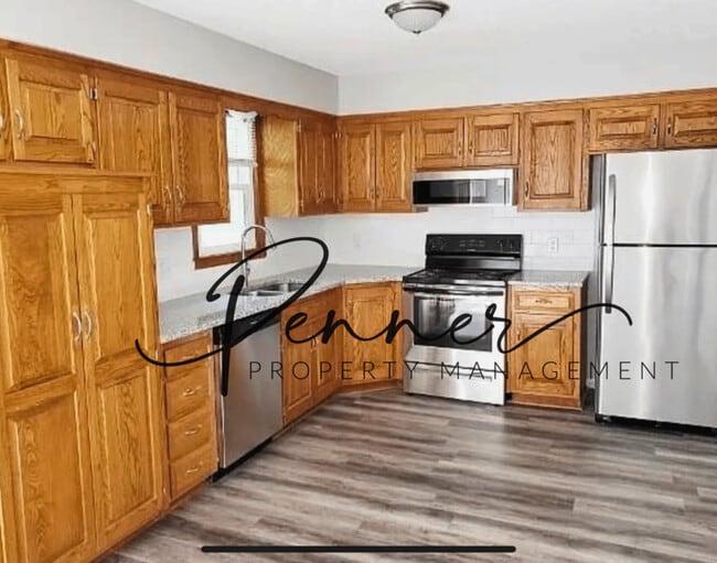 Building Photo - 2707 S Coachman Dr