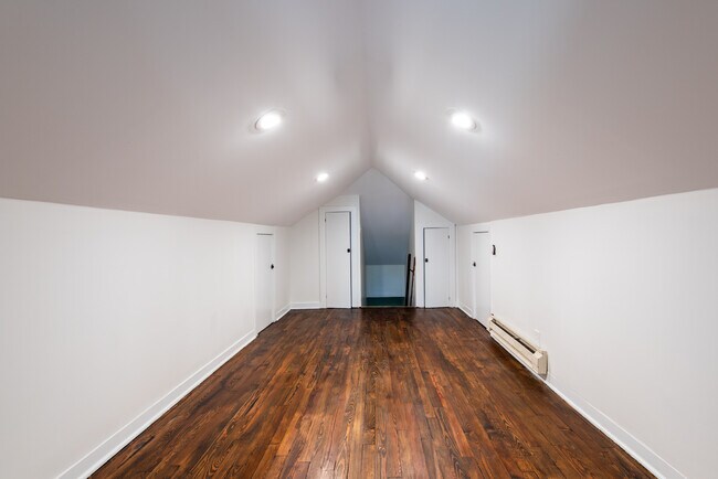 Building Photo - 2203 S Shelby St