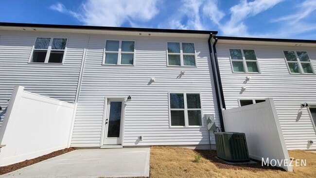 Building Photo - 155 Calluna Dr