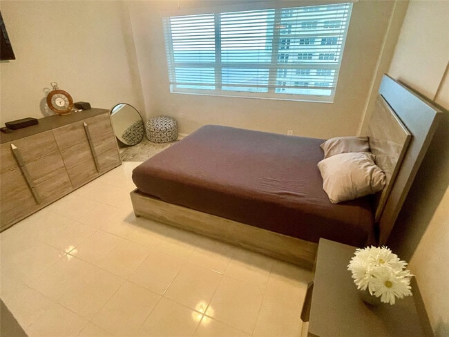 Building Photo - 133 N Pompano Beach Blvd