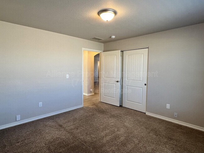 Building Photo - 6602 Watusi Rd