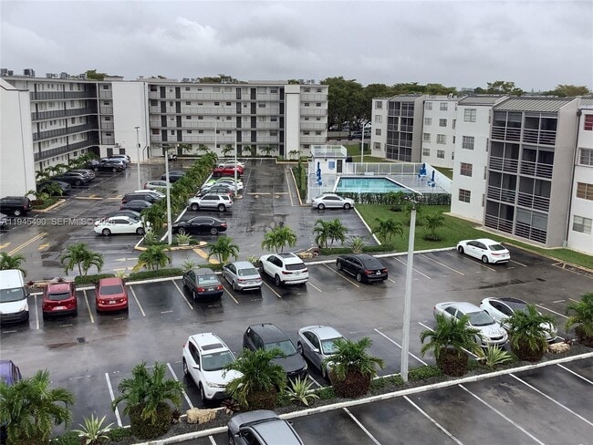 Building Photo - 14170 SW 84th St