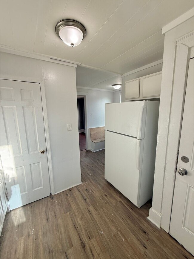 Building Photo - 33-35 Ripley Street