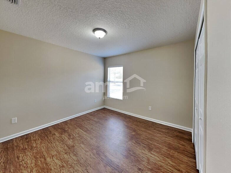 Building Photo - 160 Old Hickory Forest Rd