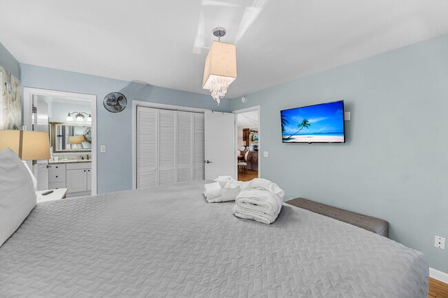 Building Photo - Branson - Breeze